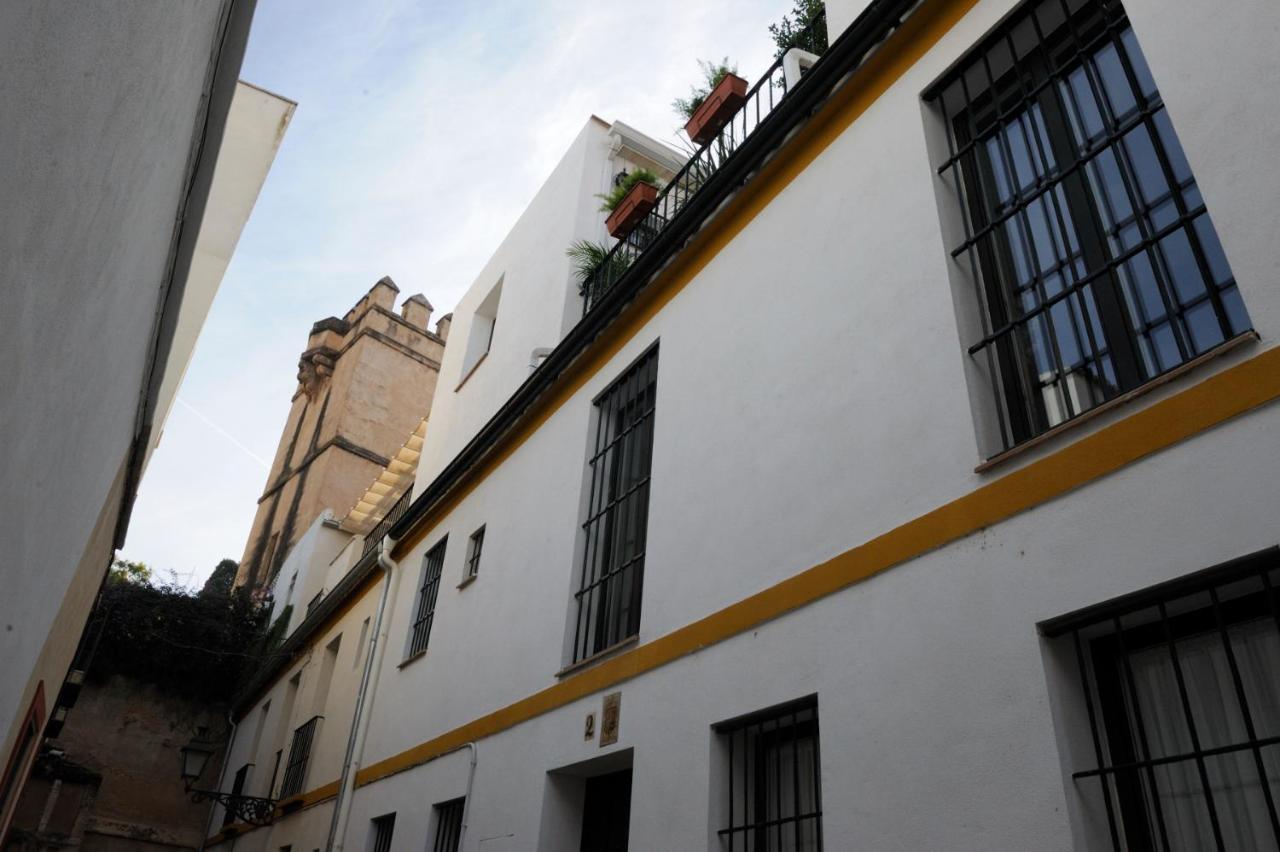 The Wall Of The Alcazar Palace Sevilla Exterior foto